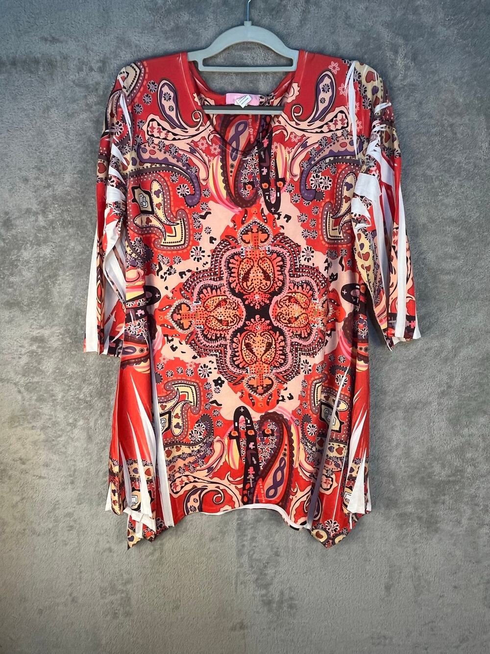 Lady Noiz Blouse XL Red Paisley Boho Asymmetric Hem Rhinestones 3/4 Sleeve